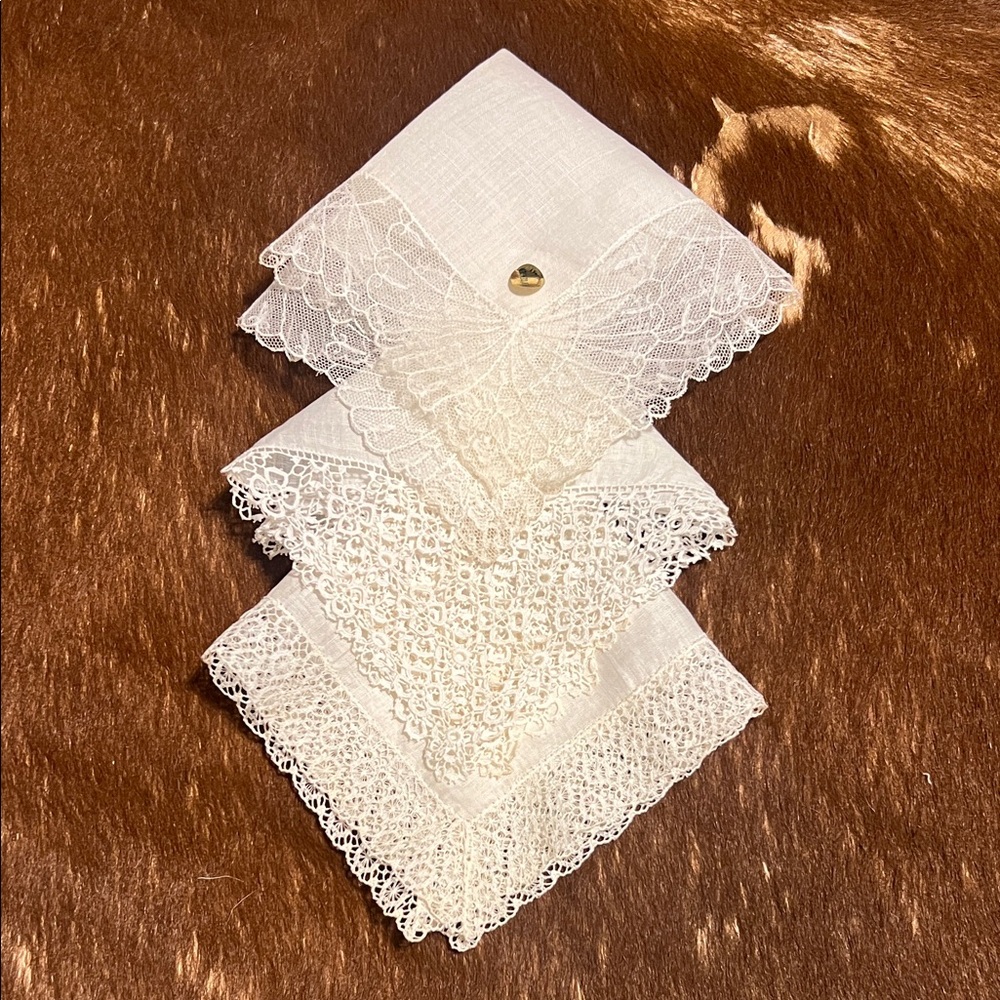 Set of 3 Vintage Delicate White Lace Handkerchiefs